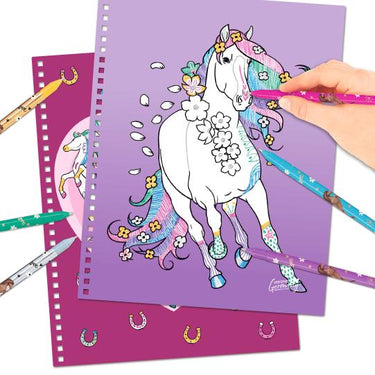 Miss Melody Create your Glitter Horses Malbuch mit Filzstiften
