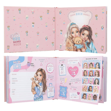 Viel Platz für Einträge von Freunden und Lehrern