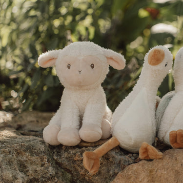 Flauschiges Kuscheltier Schaf - Little Farm (25cm)