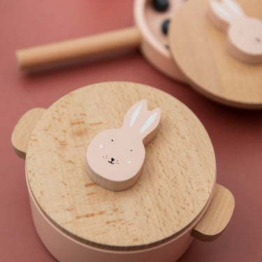 Holz Spielküche Kochset mit Pfanne, Besteck und Topf - in Rosa, Gelb oder Orange