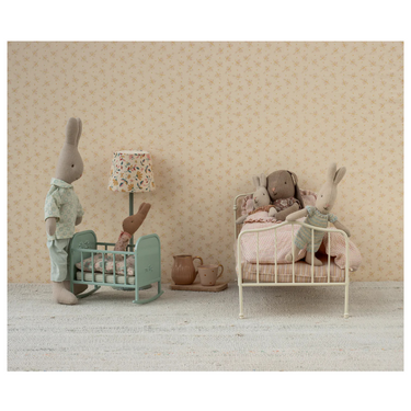 perfekt für die Maileg Puppenhäuser