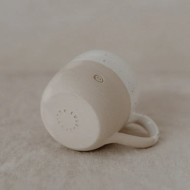 Handgefertigte Cappuccino Tasse Smiley- Eulenschnitt Tasse