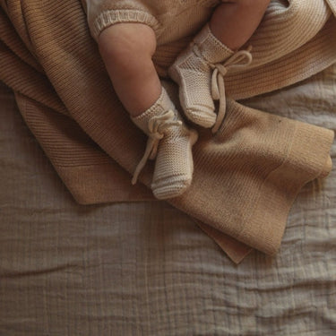 HVID Erste Schuhe zum Binden - Merinowolle Strick Booties (0-9M)