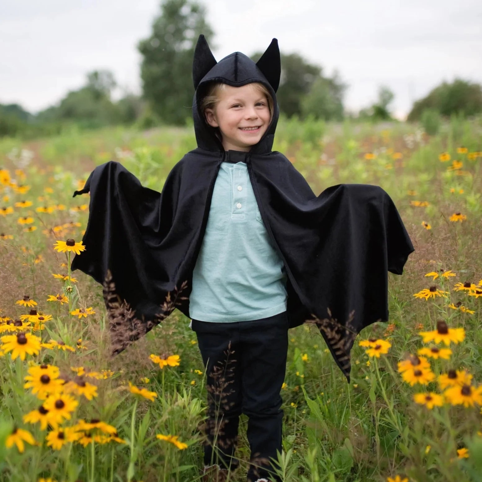 Fledermaus Umhang mit Fledermausohren an der Kapuze / Fledermaus Kostüm Batman