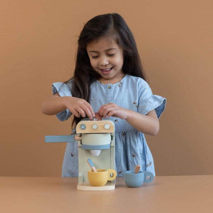 Kaffeemaschine für Kinder mit zwei Tassen und fünf Kaffeepads