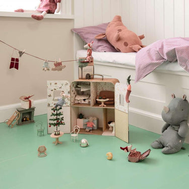 SuitCasa - Maileg Puppenhaus in Kofferoptik mit Betten