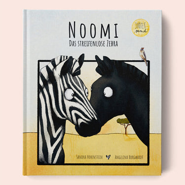 Noomi, das streifenlose Zebra von Sandra Hohenstein