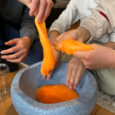 Wackeliger Schleim - leuchtet im Dunkeln - Jiggly Slime