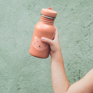 Trixie Flasche 350ml mit Band, leicht zu trinken, perfekt für unterwegs