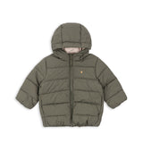 Winterjacke mit Kapuze - einzigartig schön