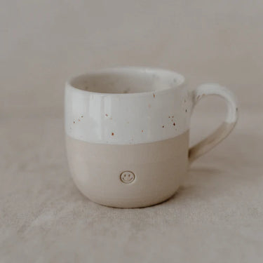 Handgefertigte Cappuccino Tasse Smiley- Eulenschnitt Tasse